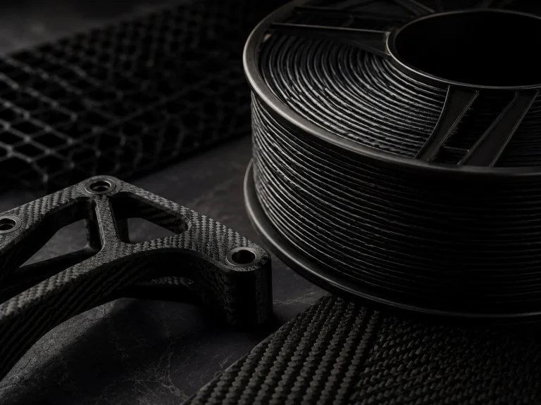 فیلامنت Carbon Fiber چیست و چه زمانی باید از آن استفاده کنیم؟